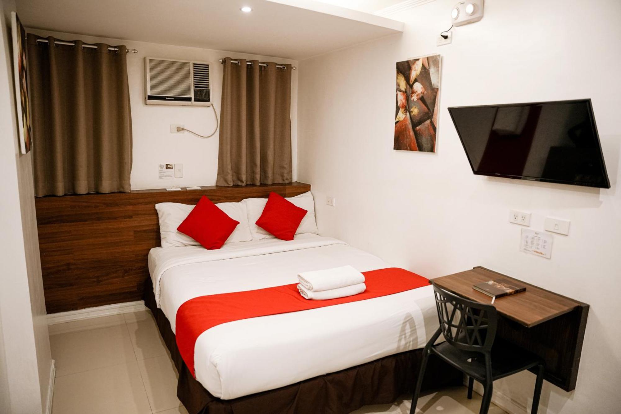 Nest Fort Bgc Макати Экстерьер фото